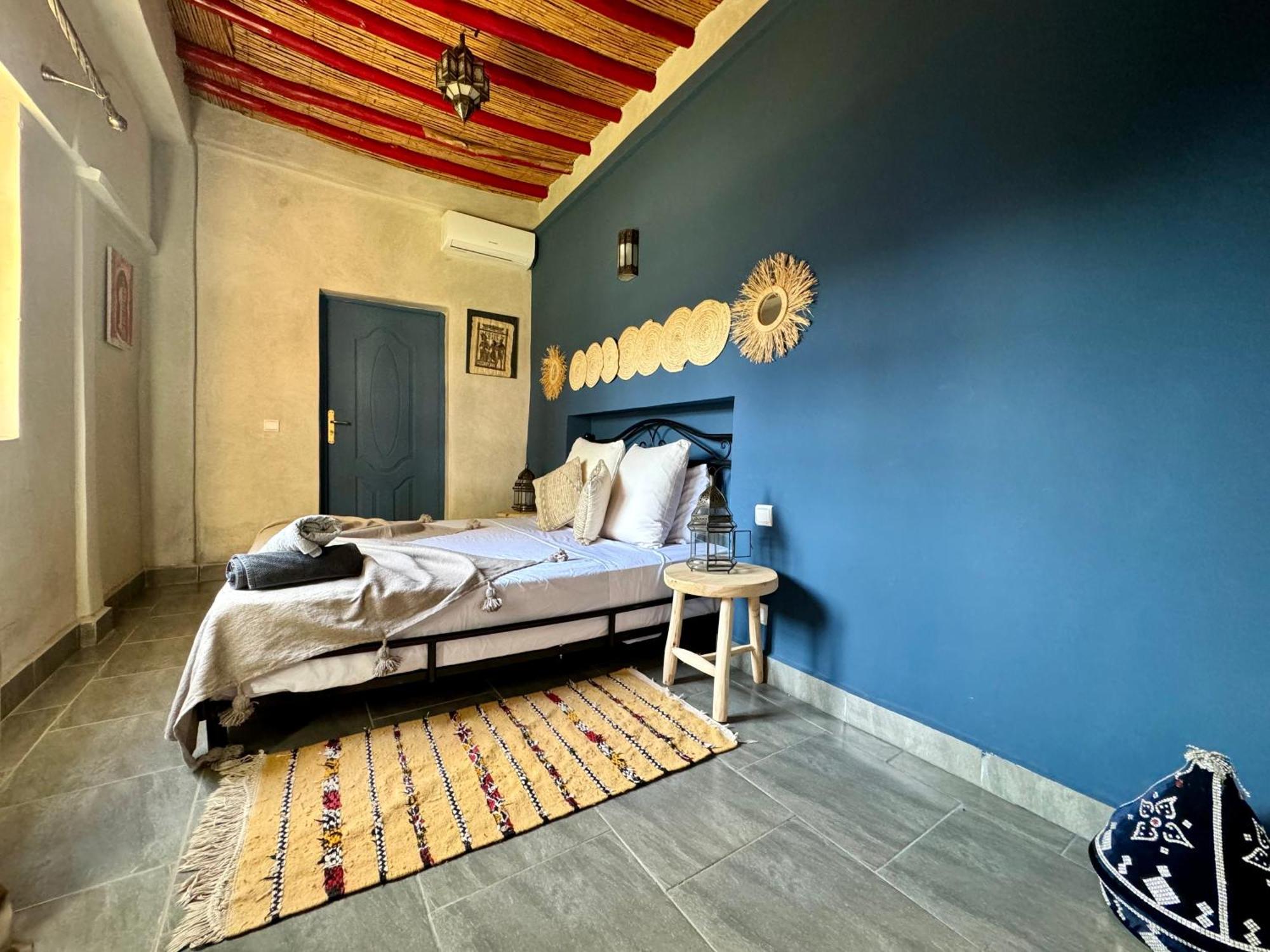 Hotel Jenny Lynn Tazrou Exteriér fotografie