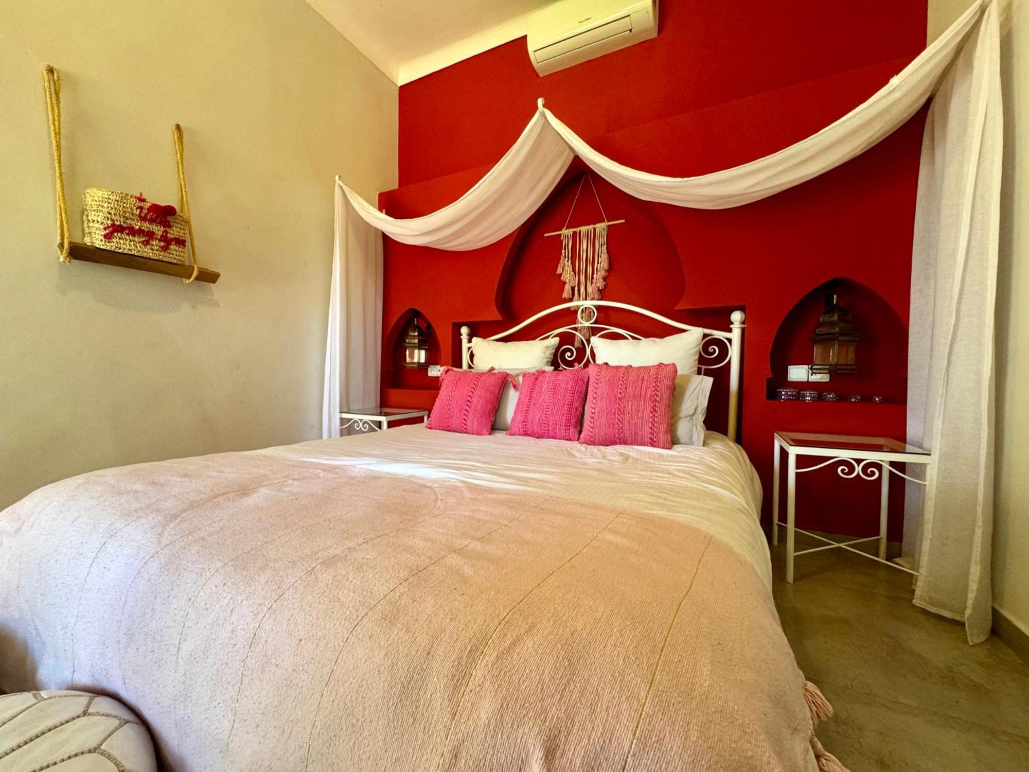 Hotel Jenny Lynn Tazrou Pokoj fotografie