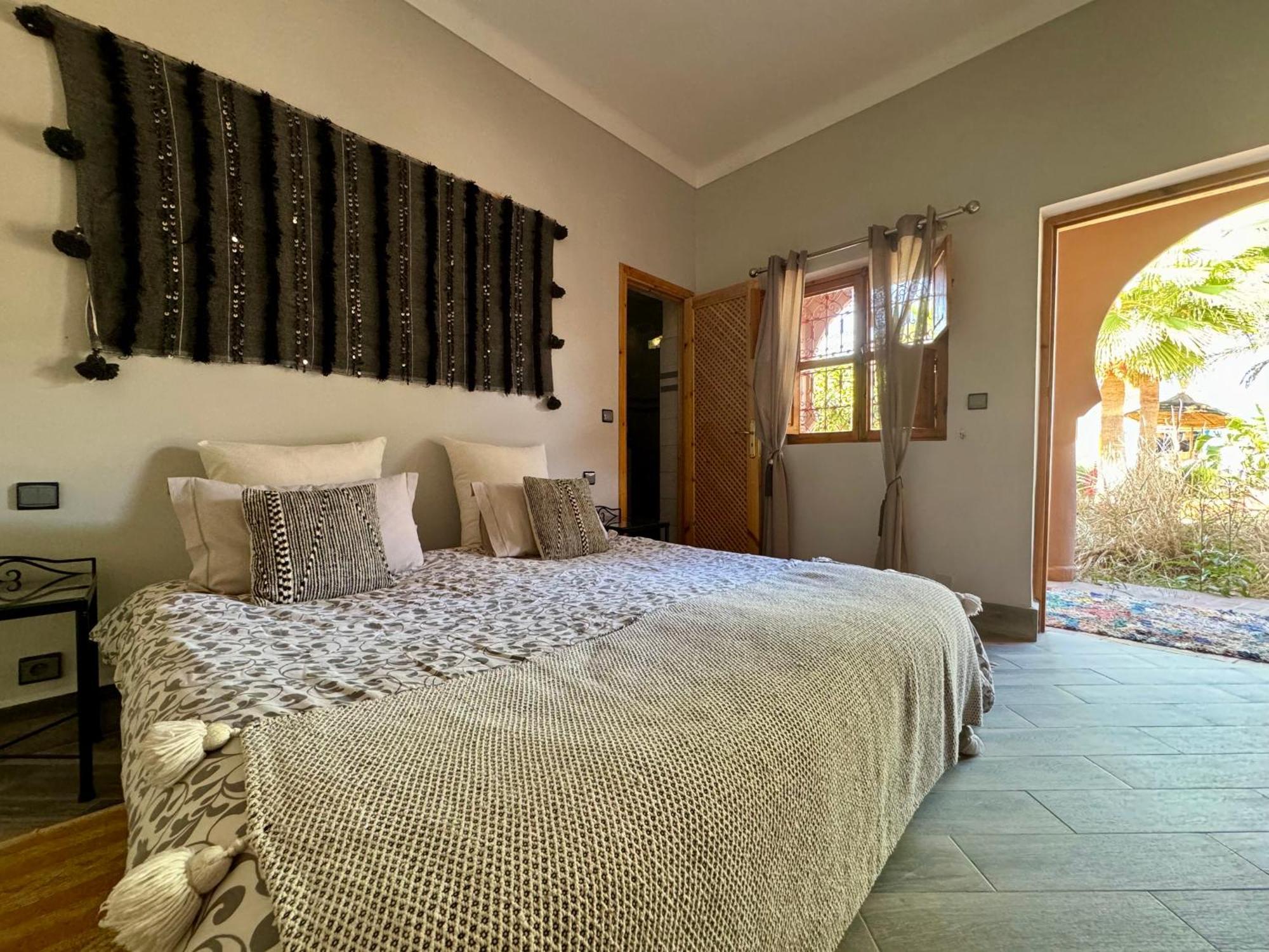 Hotel Jenny Lynn Tazrou Pokoj fotografie