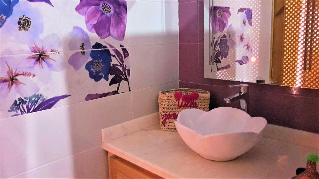 Hotel Jenny Lynn Tazrou Pokoj fotografie
